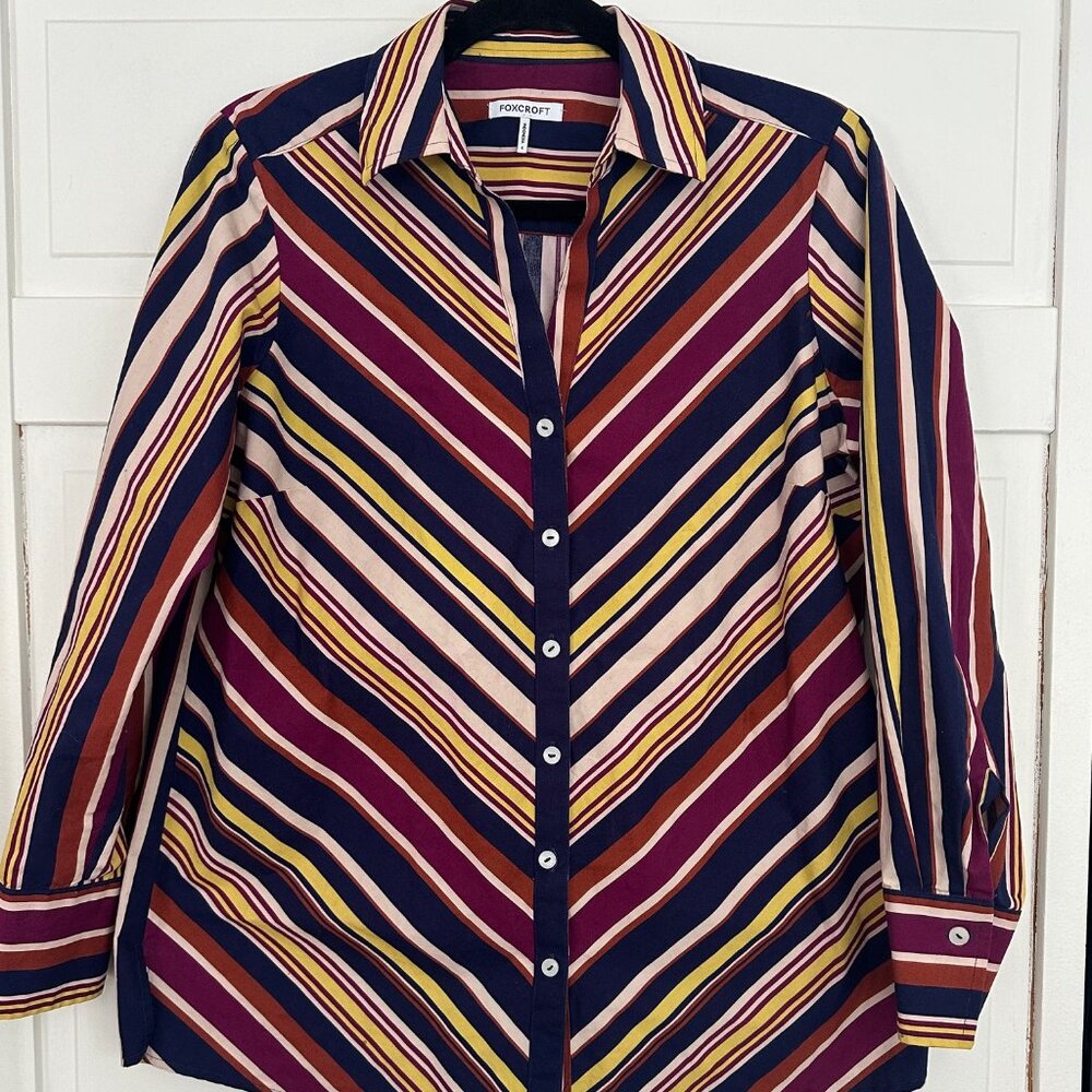 Foxcroft No Iron Button Up Shirt with Diagonal Striping Size 6